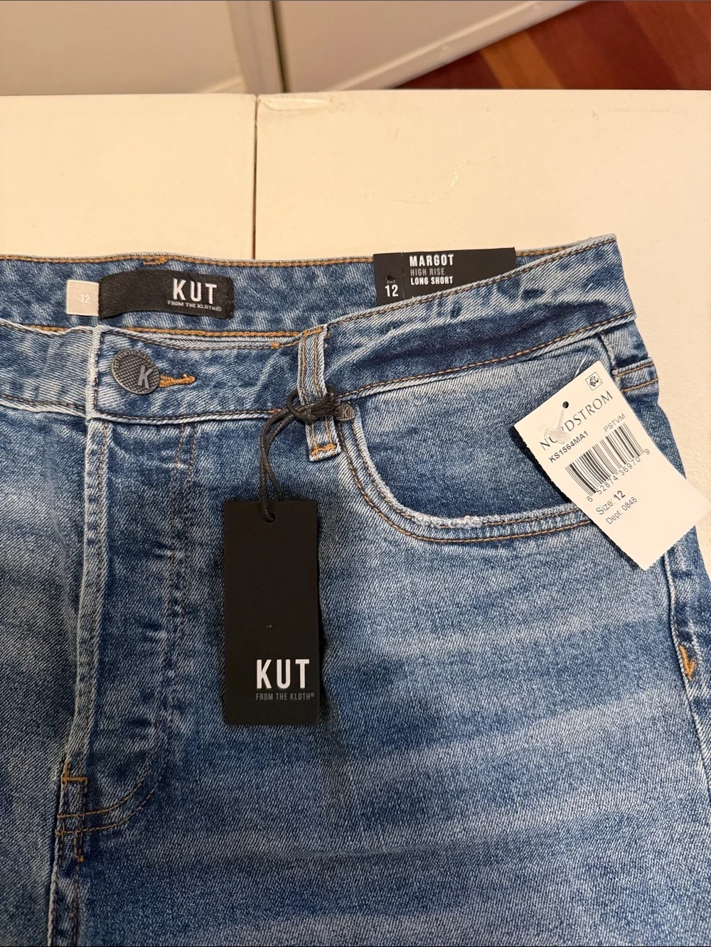 NWT Kut from the Kloth Margot Long Short Denim Raw Hem Cuff or Not High Rise 12